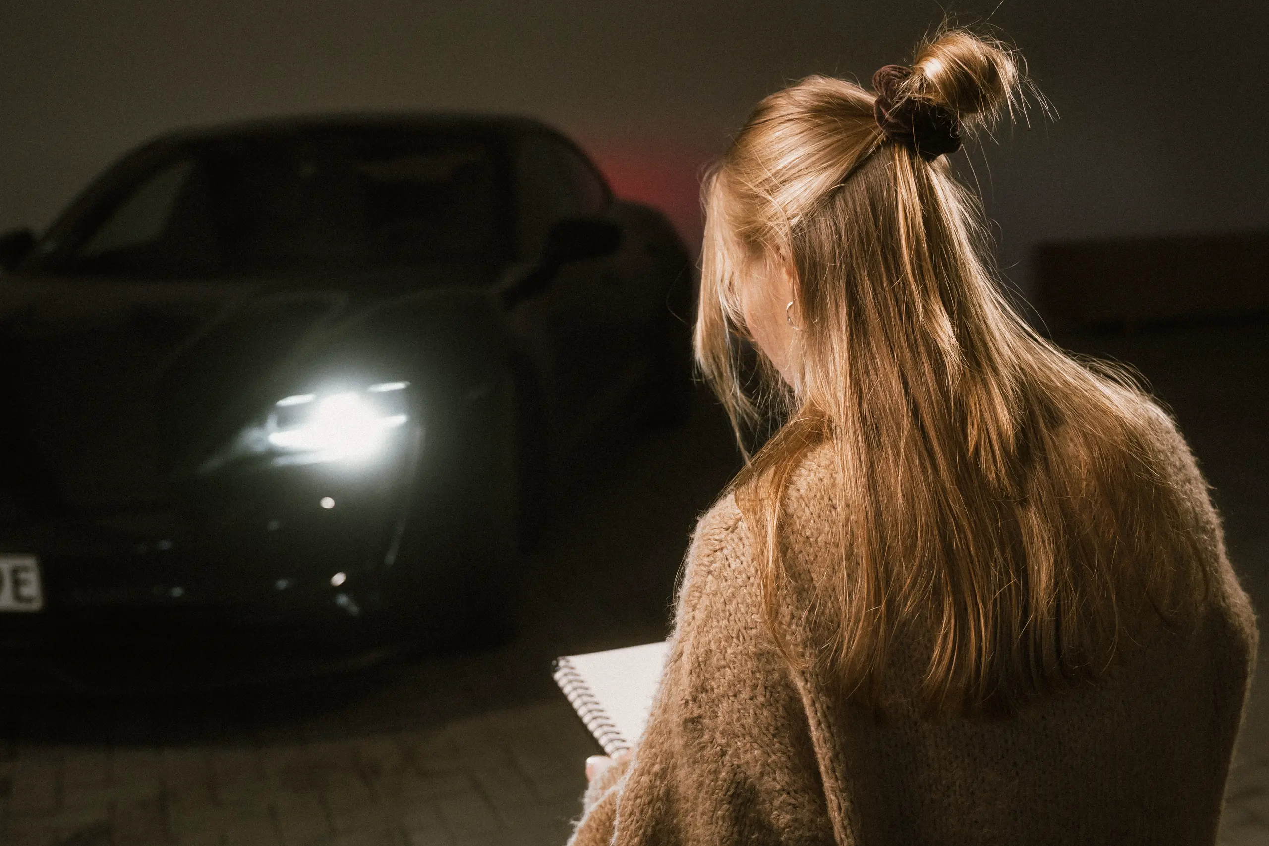 Marina-Kosinski_Künstlerin_Design_Münster_Zeichnen_Porsche_Taycan