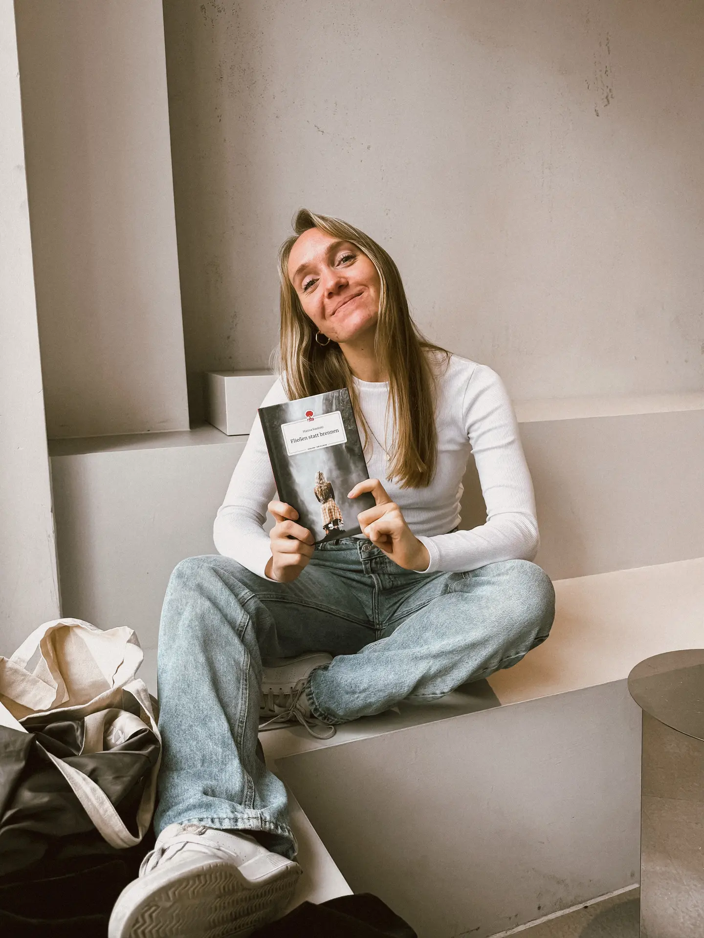 Marina Kosinski Publikationen Buch Fließen statt brennen Portrait