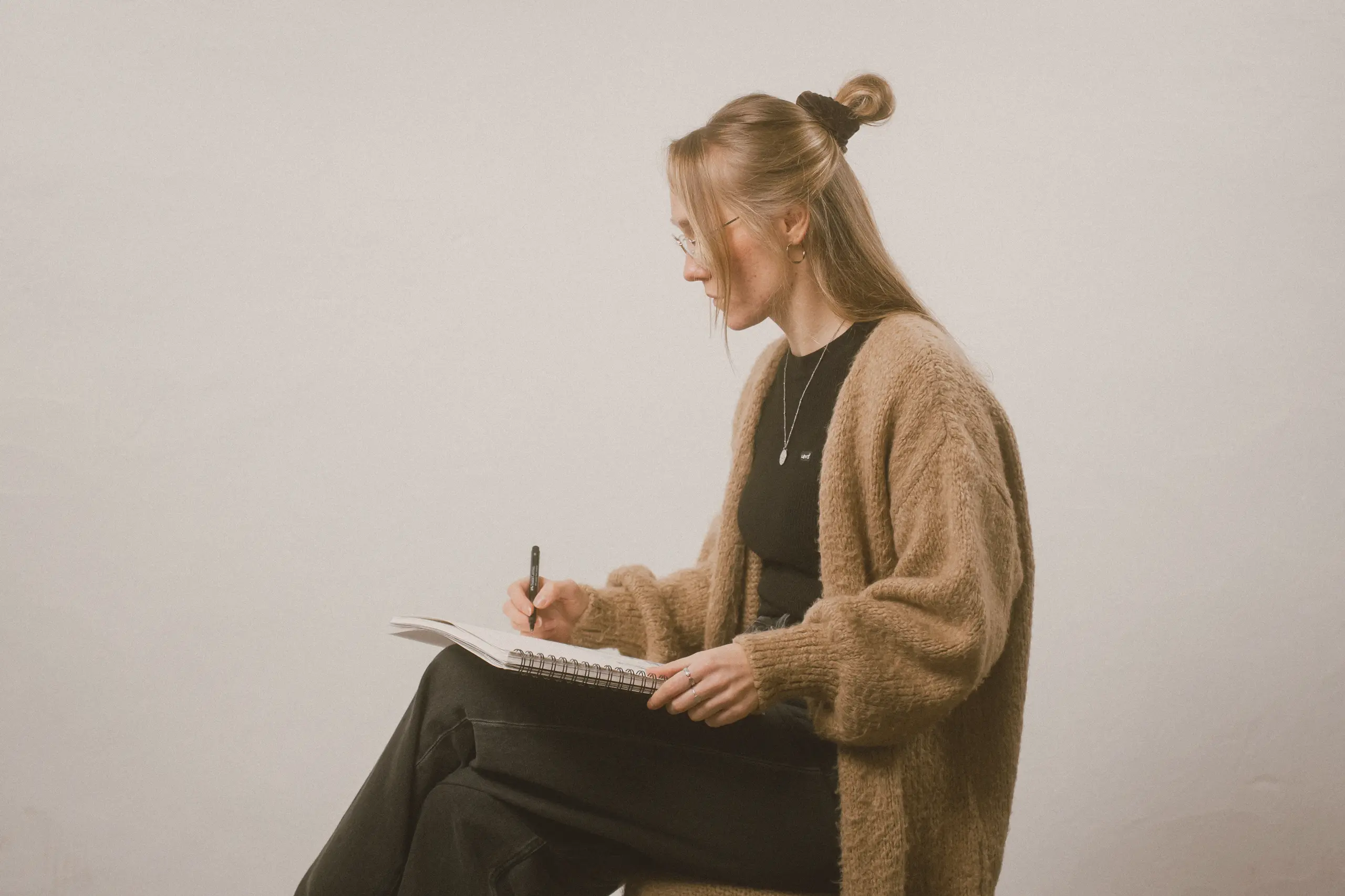 Marina Kosinski Künstlerin Design Münster Zeichnen Slider Farbe